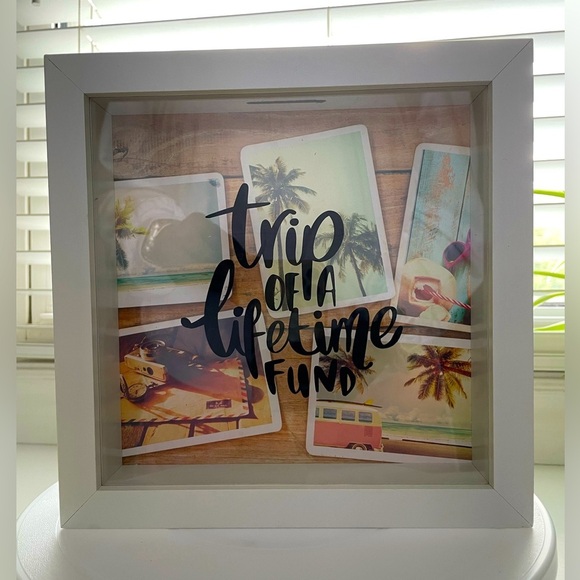 Adventure Shadow/Money Box - Picture 2 of 10